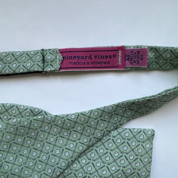Vineyard Vines Other - Vineyard Vines Adjustable Silk Bow Tie